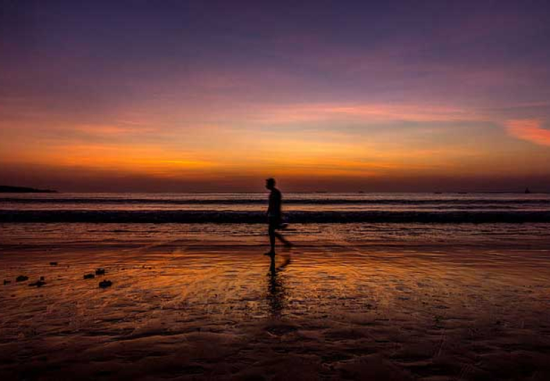 sunset jimbaran beach